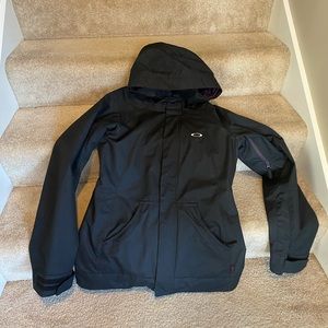 Oakley women’s medium ski jacket